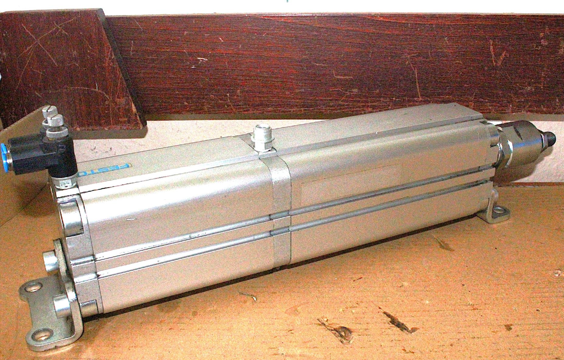 Többállású munkahenger pneumatikus léghenger Festo - 5. kép