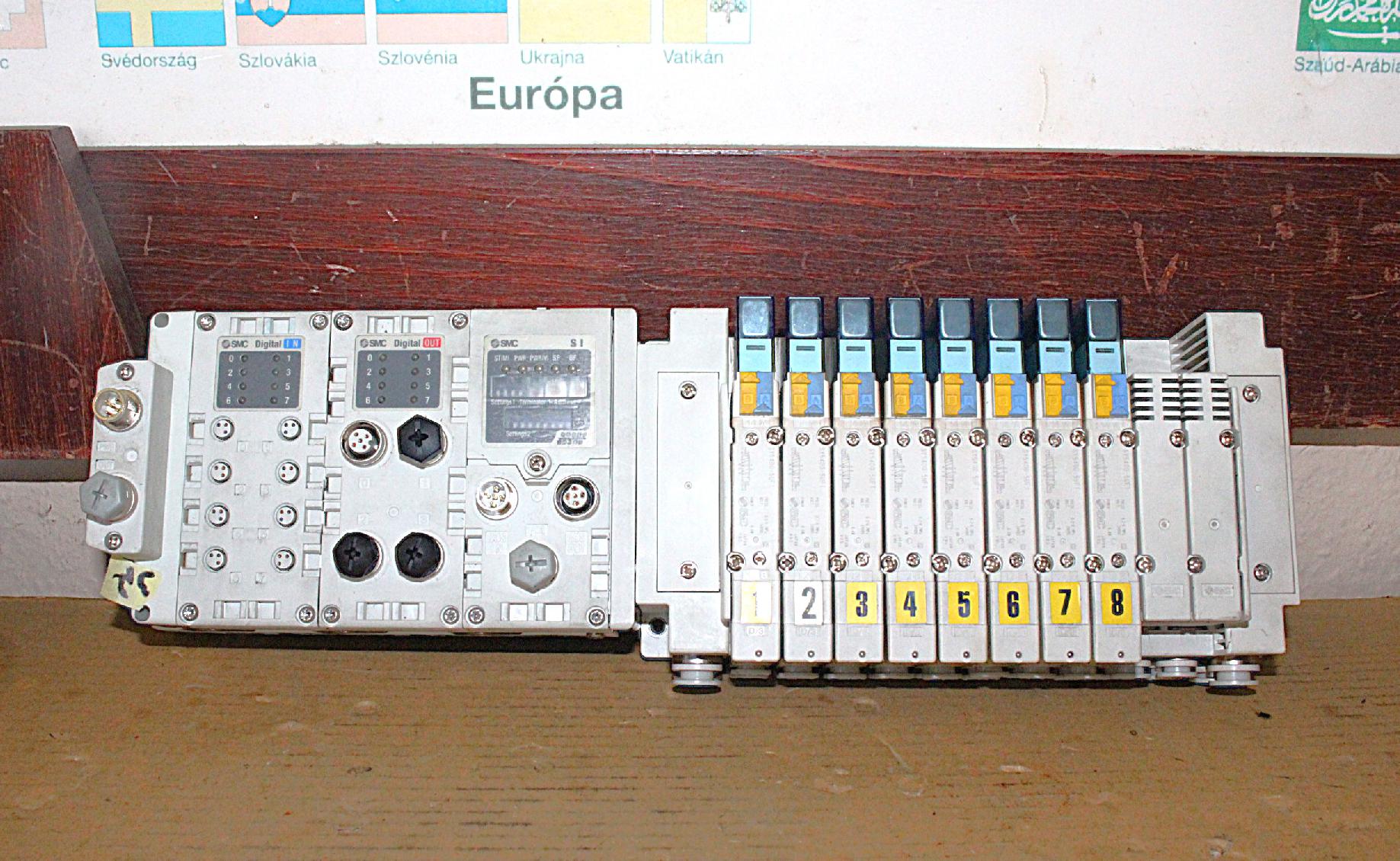 Pneumatikus mágnesszeleptömb Fieldbus rendszerrel Smc