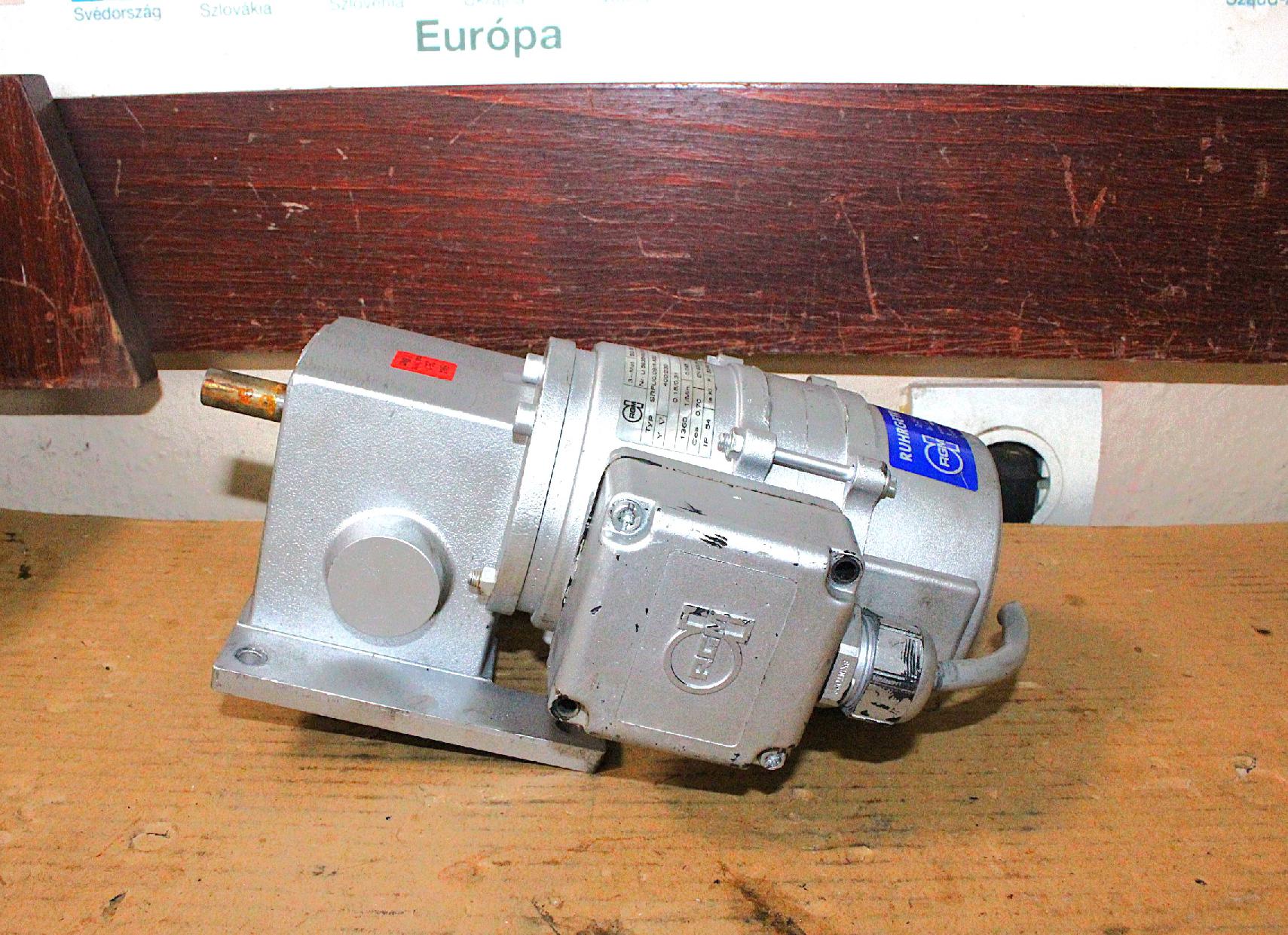 Hajtóműves villanymotor 0,045kw Ruhrgetriebe - 2. kép