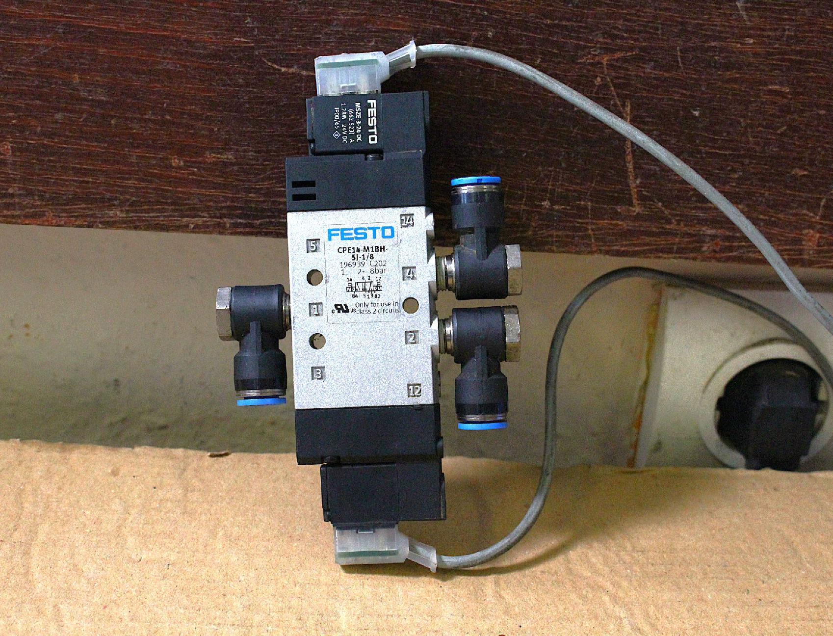 Mágnesszeleptömb pneumatikus 5/2 Festo