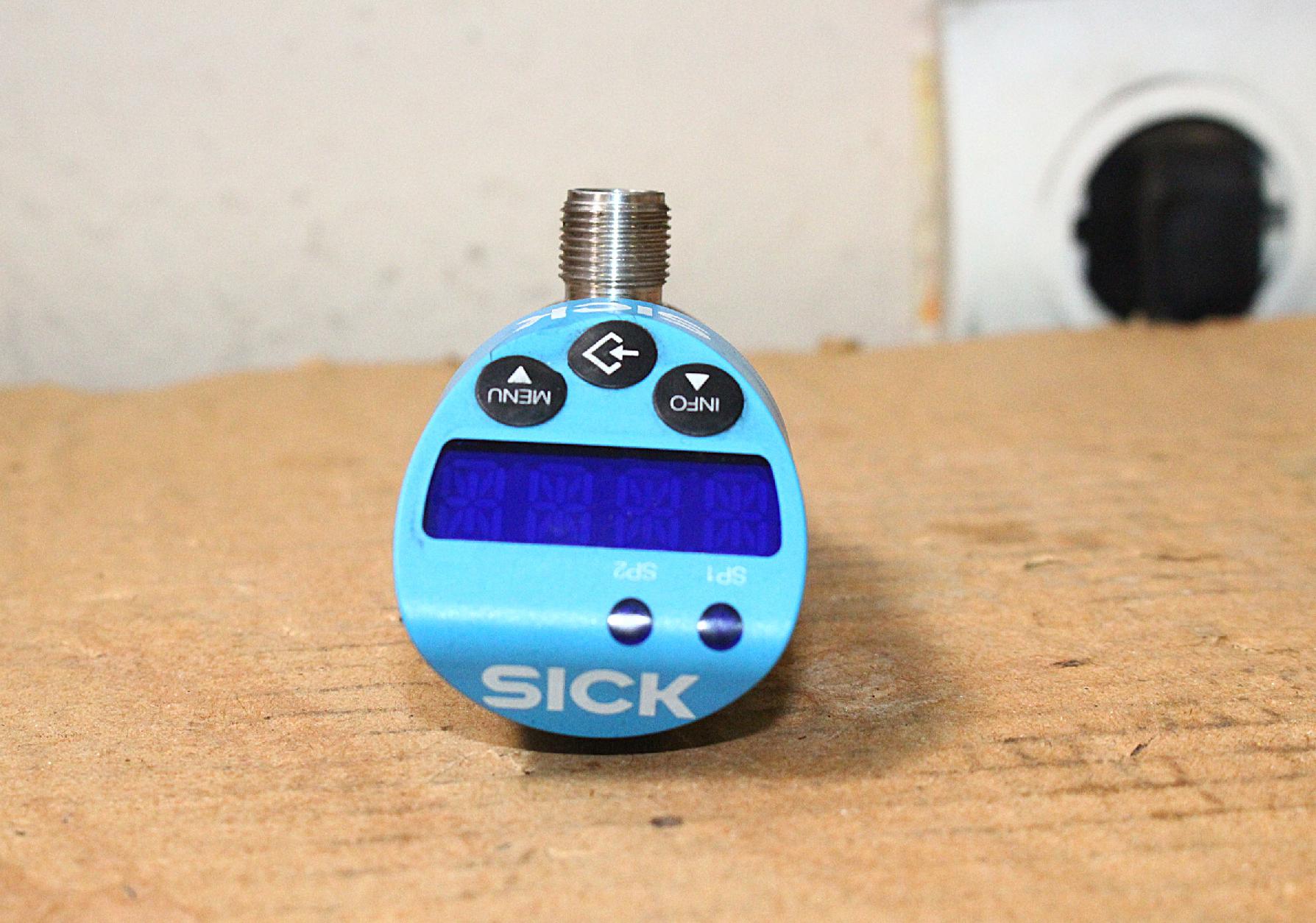 Nyomásjeadó nyomásérzékelő szenzor Sick - 3. kép