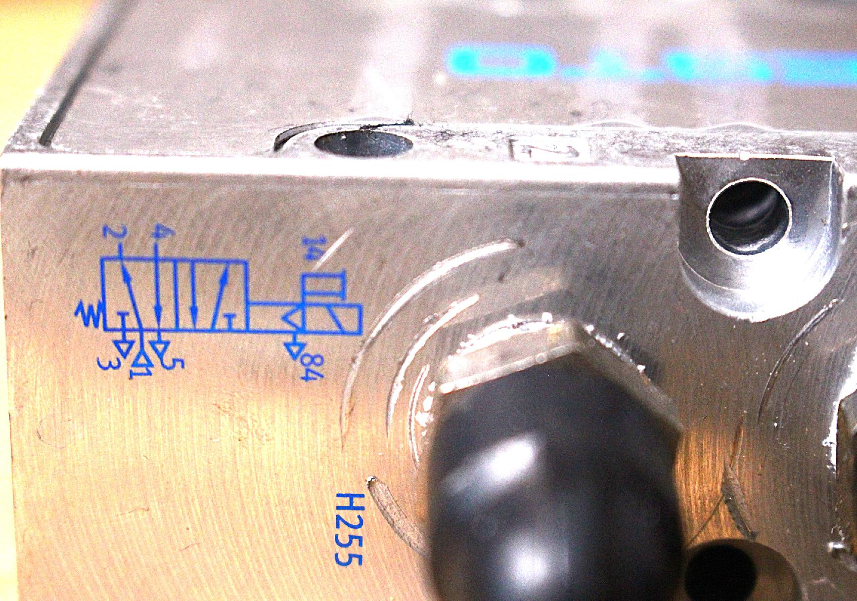 Mágnesszeleptömb pneumatikus 5/2 Festo - 4. kép