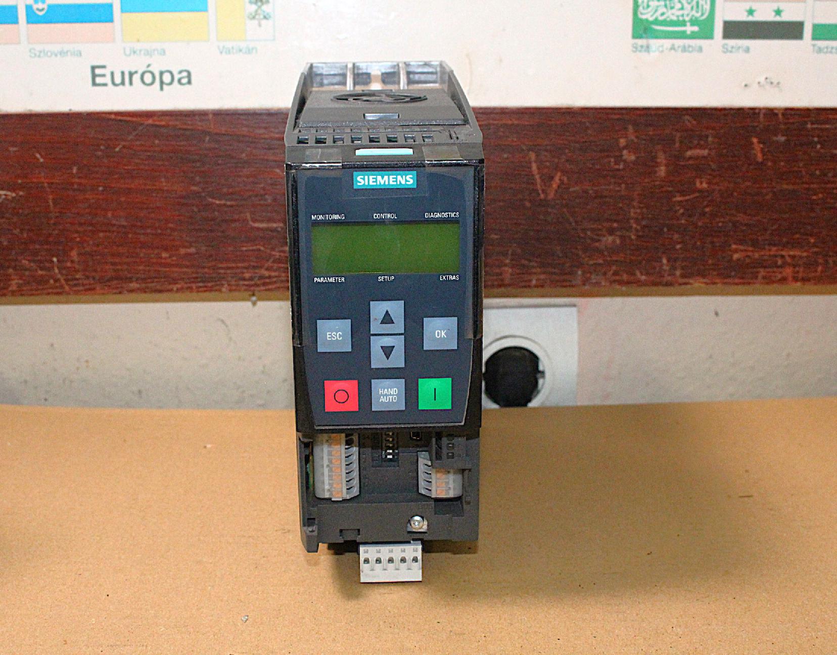 Inverteres meghajtó frekvenciaváltó Siemens Sinamics G120C