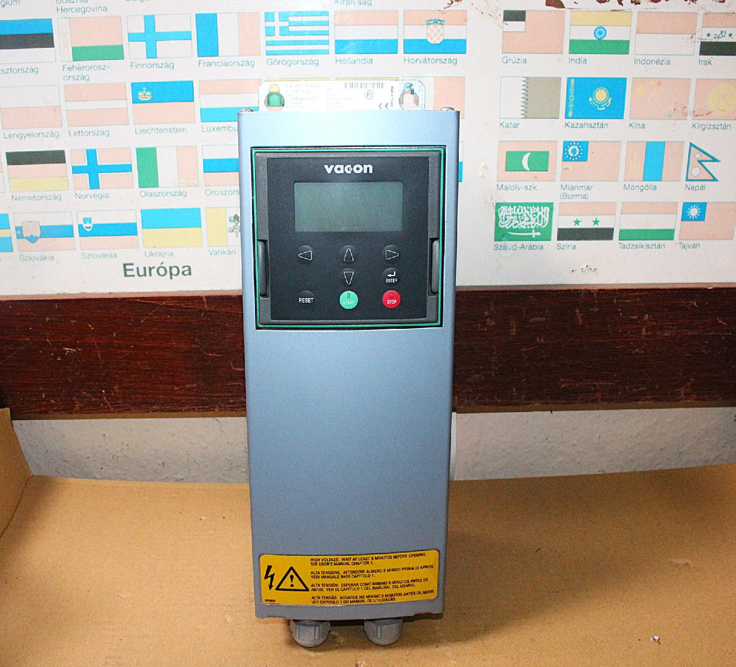 Frekvenciaváltó inverter 1,1kw Vacon
