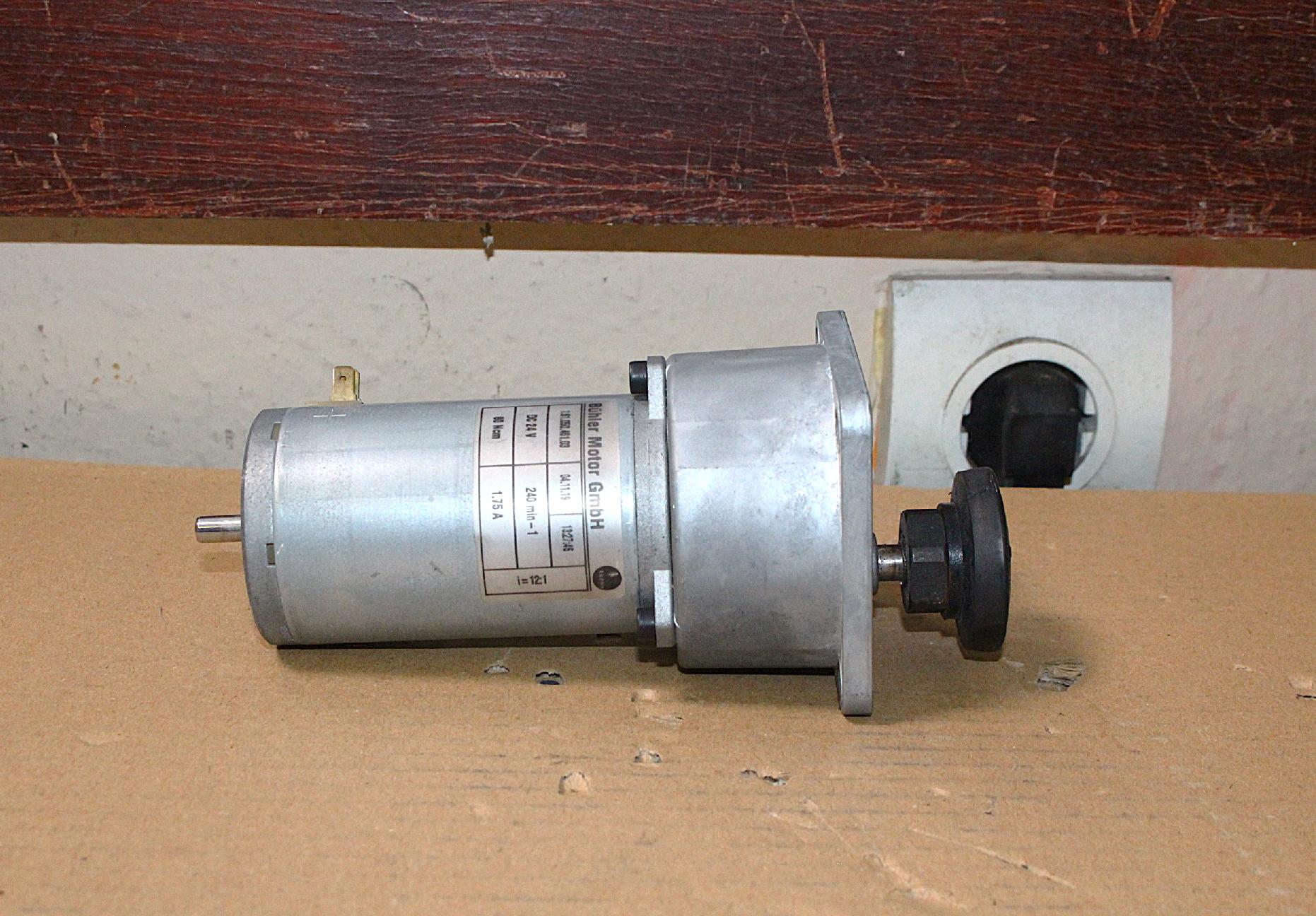 Hajtóműves villanymotor 24Vdc