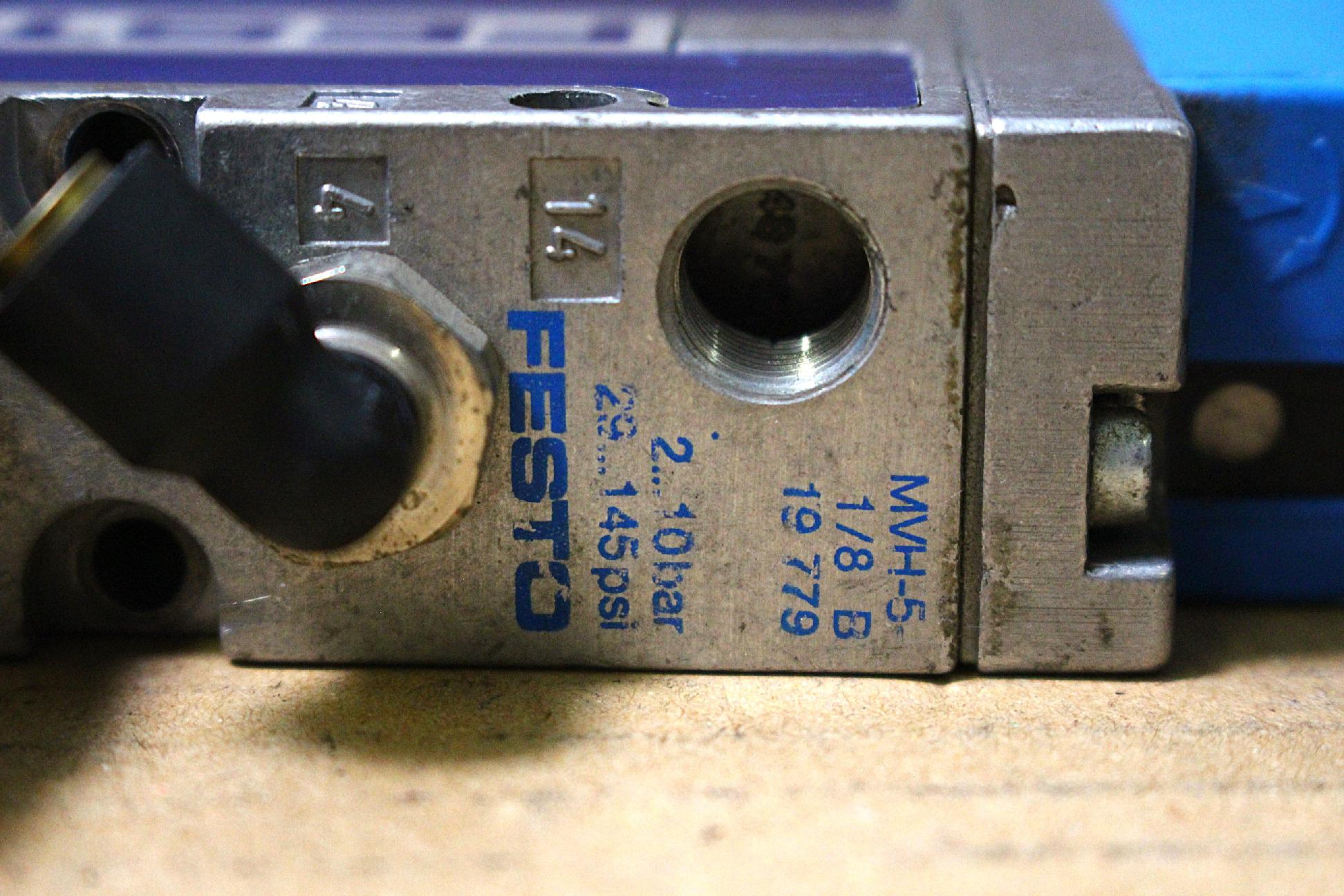 Mágnesszeleptömb pneumatikus 5/2 Festo - 4. kép