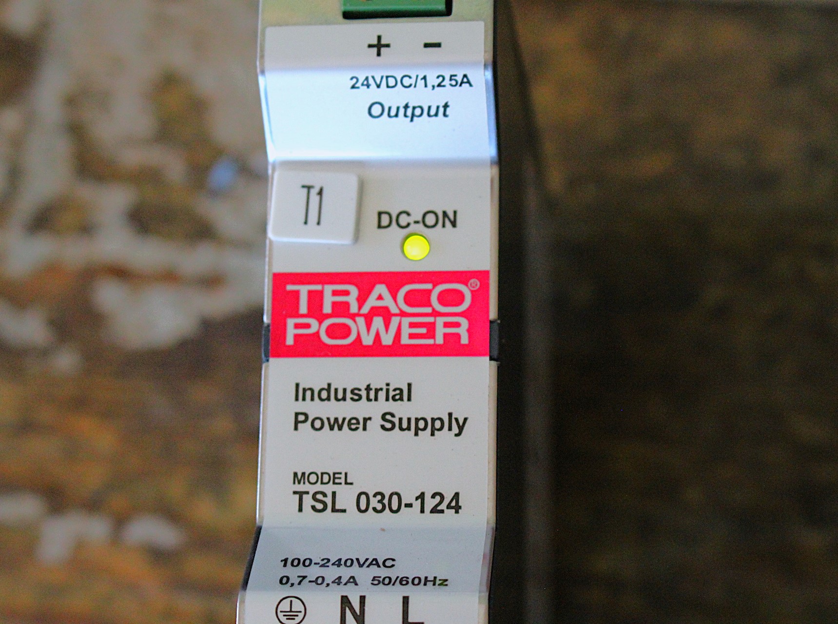 Kapcsolóüzemű ipari tápegység 24Vdc 30W Traco Power - 2. kép