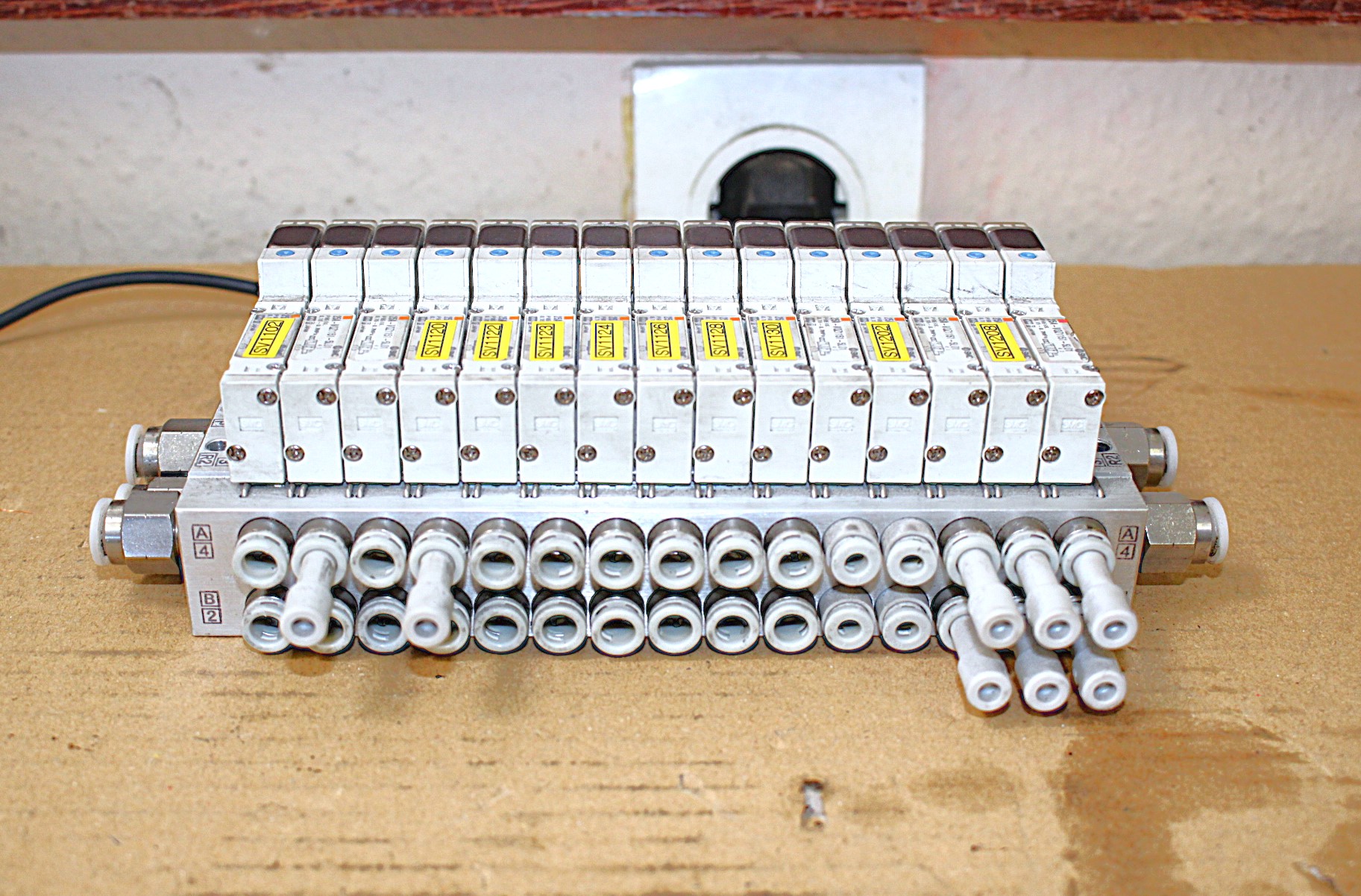 Mágnesszeleptömb pneumatikus 5/2 SMC - 2. kép