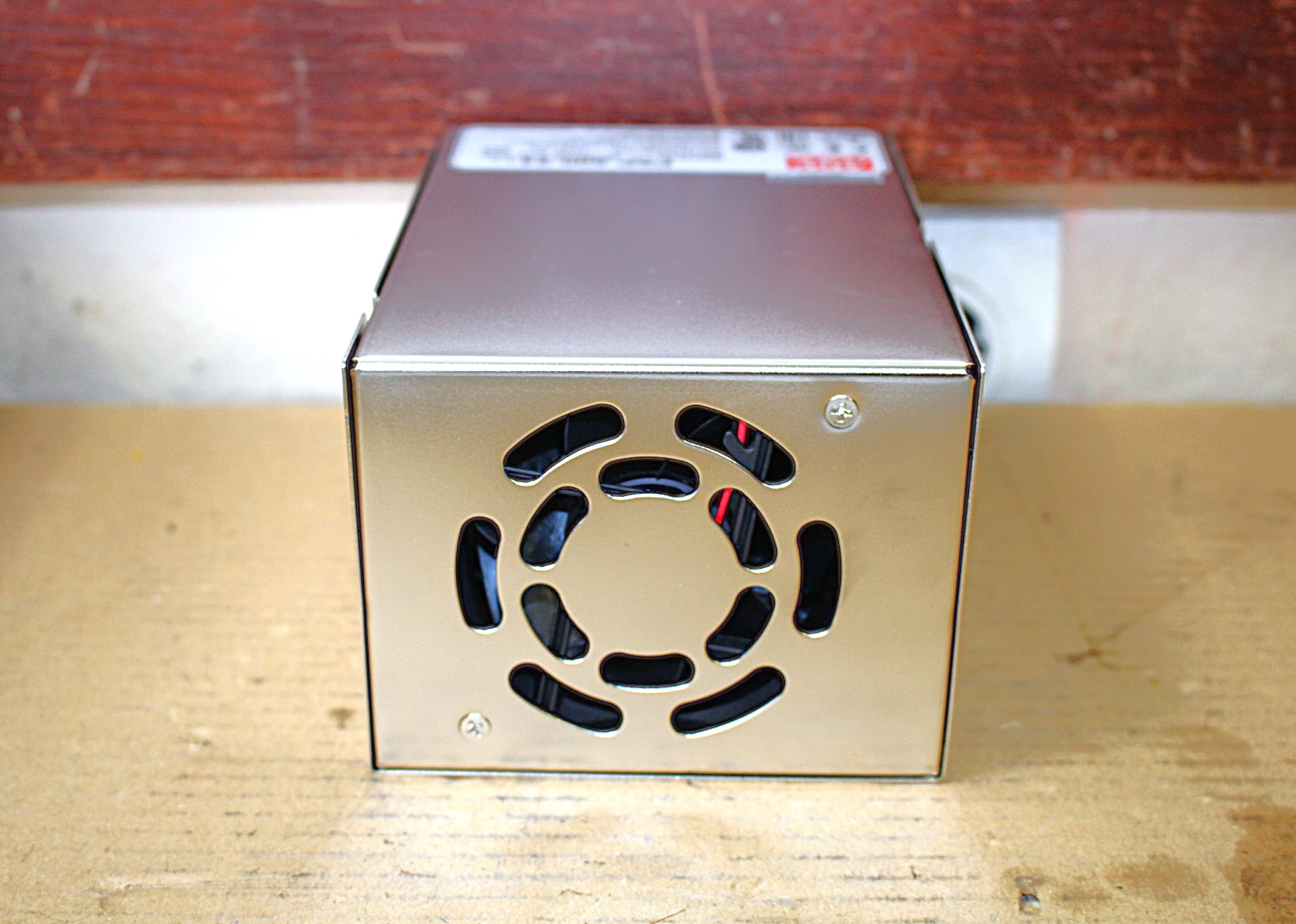 Kapcsolóüzemű tápegység 24Vdc 600W Mean Well új - 2. kép