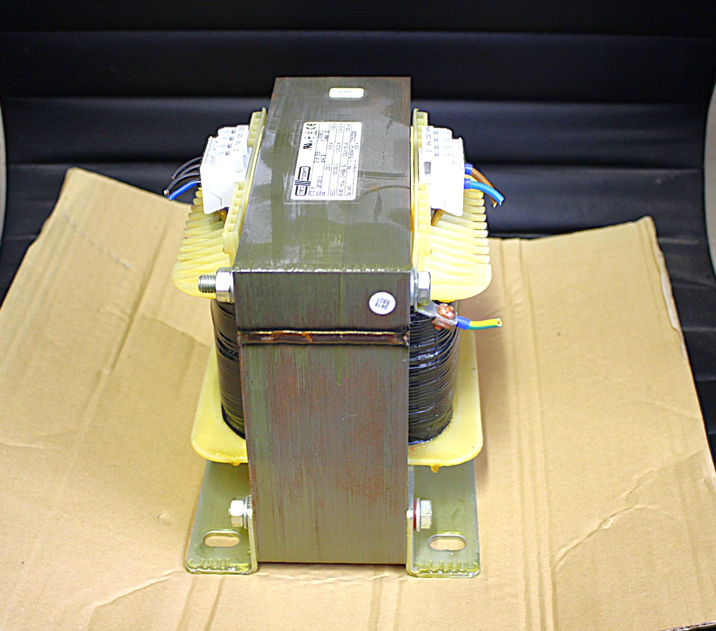 Biztonsági leválasztó transzformátor trafó 230/100-230Vac 1200VA - 2. kép