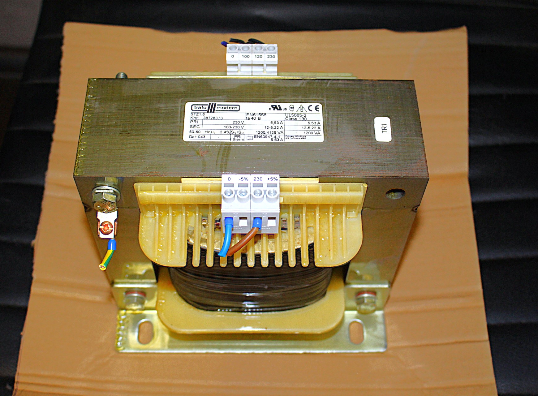 Biztonsági leválasztó transzformátor trafó 230/100-230Vac 1200VA - 3. kép